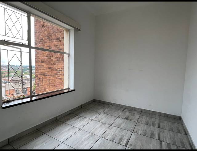 440M² APARTMENT BLOCK FOR SALE IN ROSETTENVILLE